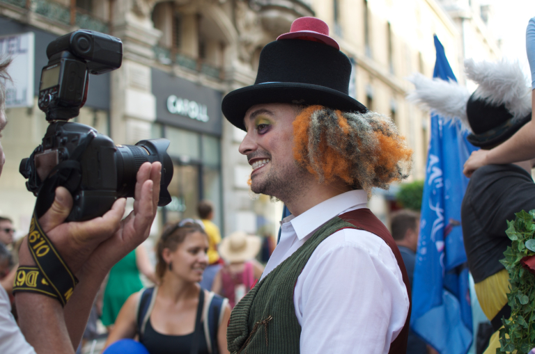 Avignon : Comment inviter les bonnes personnes à voir votre spectacle ?