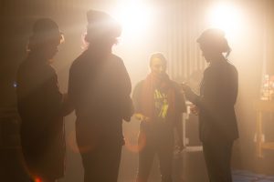 Comment réussir son premier spectacle : Le rôle essentiel d’une compagnie de production pour vous accompagner
